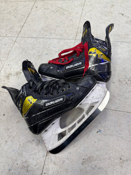 Used Bauer Supreme UltraSonic Skates 4.5 Fit 2