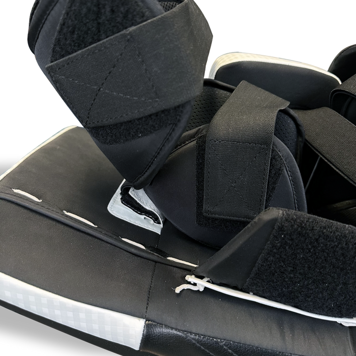 Brian's OPTIK X4 Goalie Leg Pads Junior