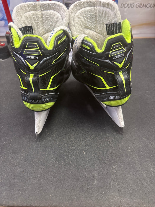Used Bauer GSX Goalie Skates Size Junior 2.5 EE