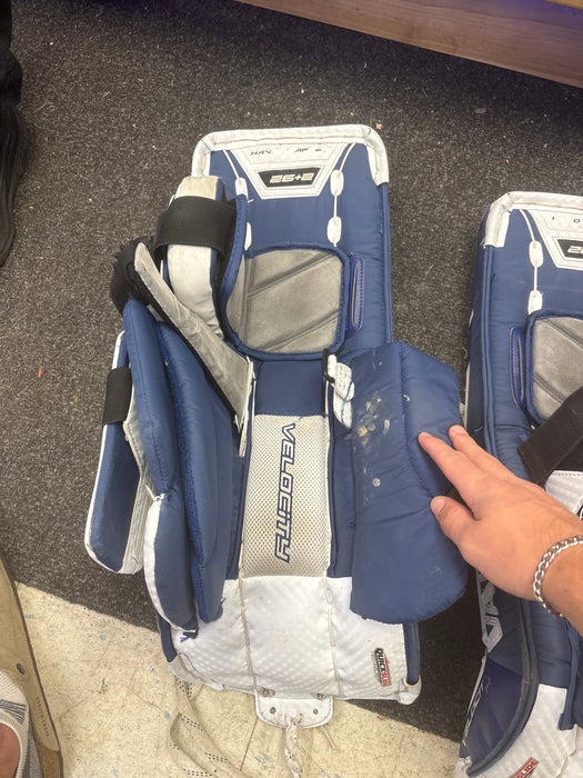 Used Vaughn Velocity V10 Goalie Leg Pads Size Junior 26+2