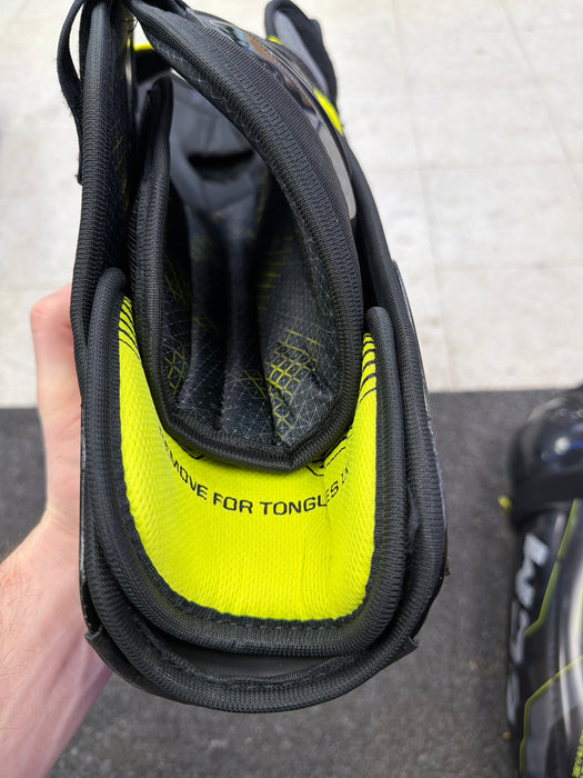 Demo CCM Tacks XF 16” Shin Guards