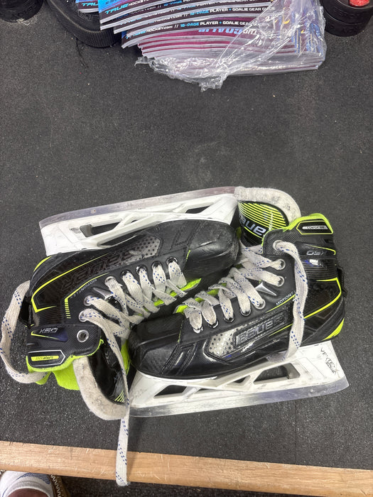 Used Bauer GSX Goalie Skates Size Junior 2.5 EE