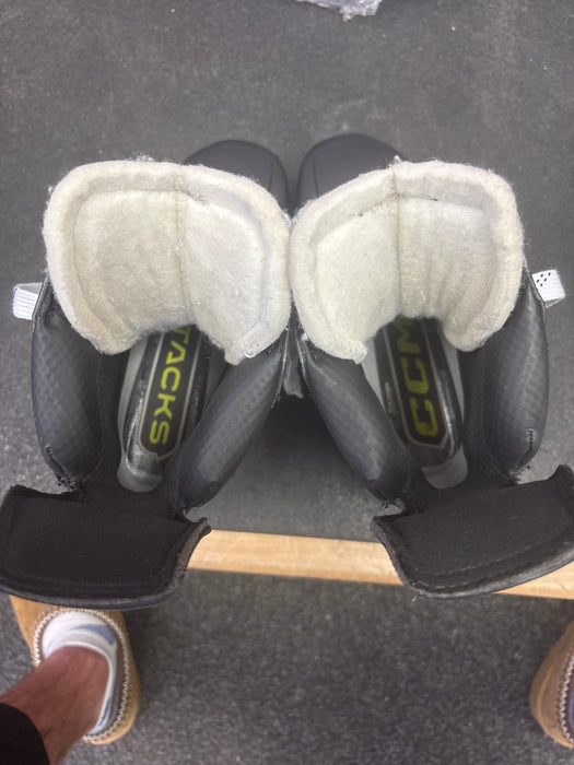 Used CCM Tacks XF Pro Skates Size Intermediate 6.5 EE