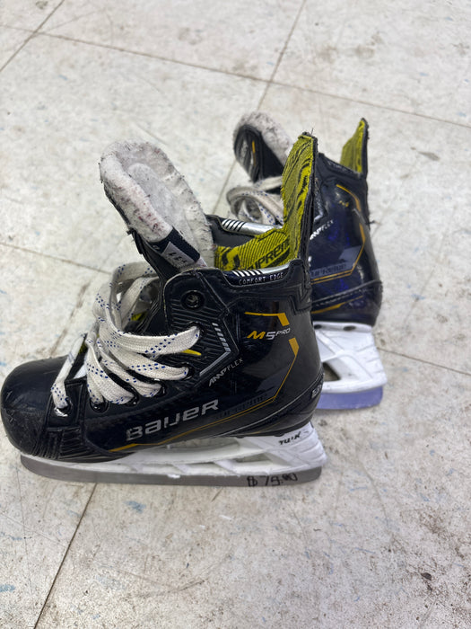 Used bauer supreme m50 pro skates youth 11D