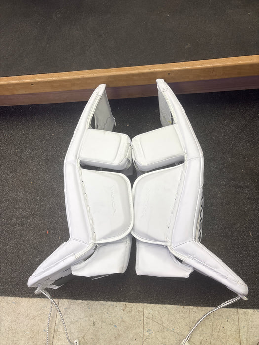 Used Bauer Vapor X5Pro Goalie Legs Pads Size Intermediate Medium 31+1