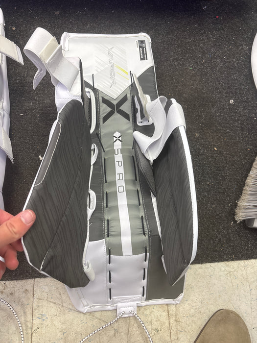 Used Bauer Vapor X5Pro Goalie Legs Pads Size Intermediate Medium 31+1