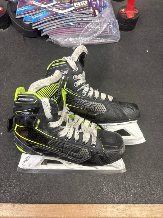 Used Bauer GSX Goalie Skates Size Junior 2.5 EE