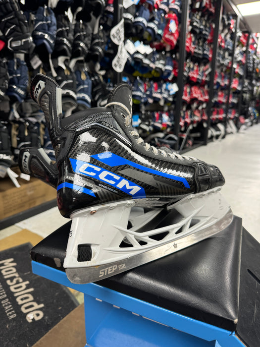 Used CCM JetSpeed FT6 Pro Maple Leafs Pro Stock - John Tavares - Size 9.75 Skates