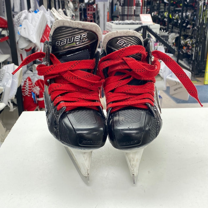 Used Bauer Elite 3.5 D Goal Skate