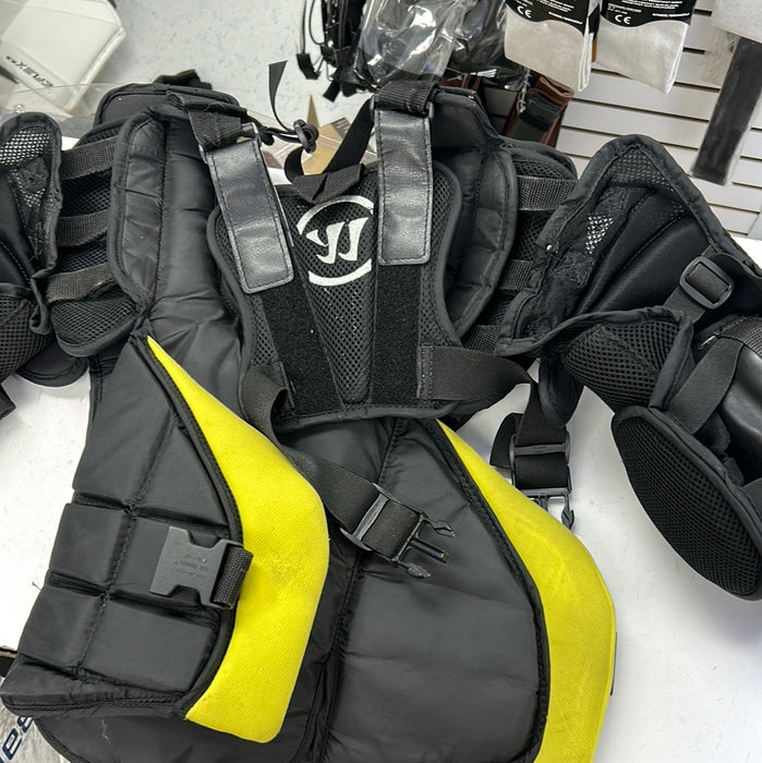 Used Warrior RG/T Junior Large-Extra Large Chest Protector