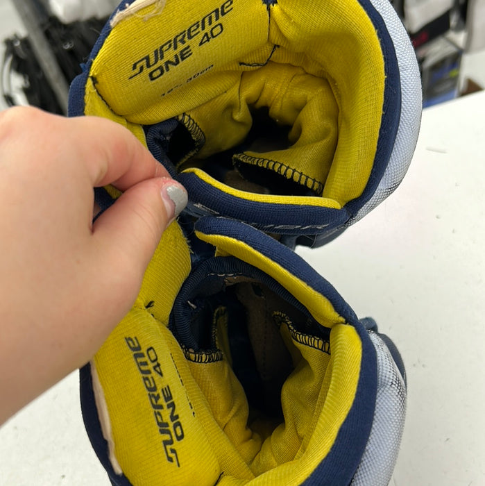 Used Bauer Supreme One 40 Gloves 12"