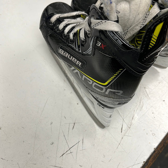 Used Bauer Vapor 3X 11.5Youth Player Skates