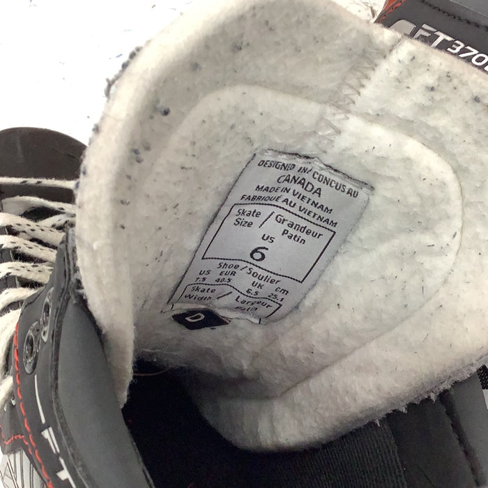 Used CCM JetSpeed FT370 6D Player Skates