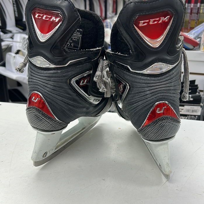 Used CCM U08 Size 2.5D Player Skates