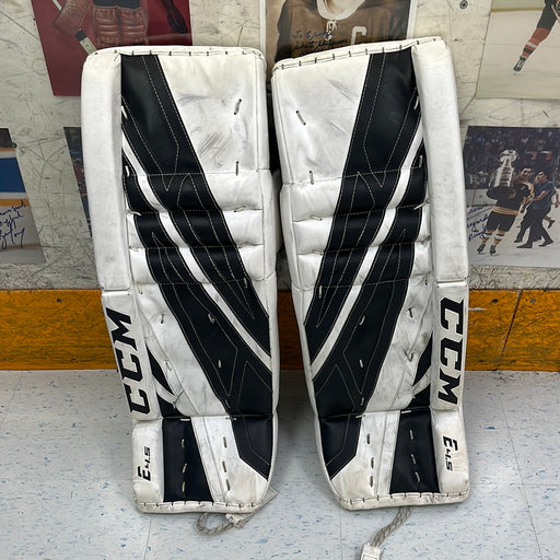 Used CCM Eflex E4.5 28+1” Goalie Pads