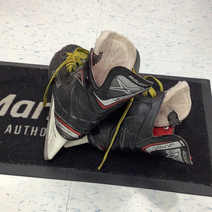 Used Bauer Vapor X400 Size 4D Player Skates