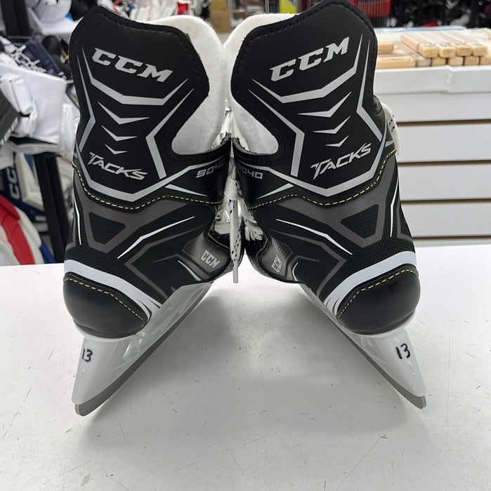 Used CCM Tacks 9040 Youth Player Skates Size 13