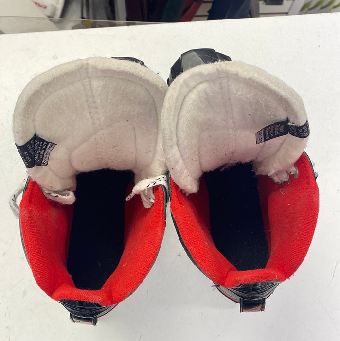 Used Bauer Vapor X2.7 Size 5.5D Goal Skates