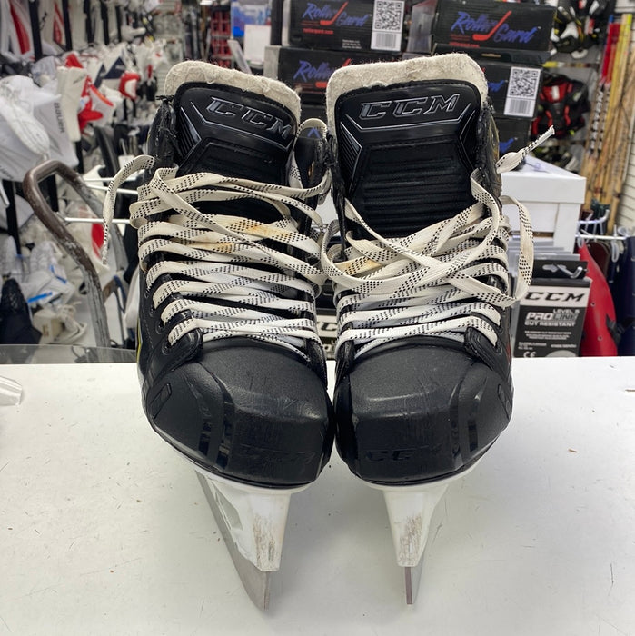 Used CCM Super Tacks 9370 Size 7D Goal Skates