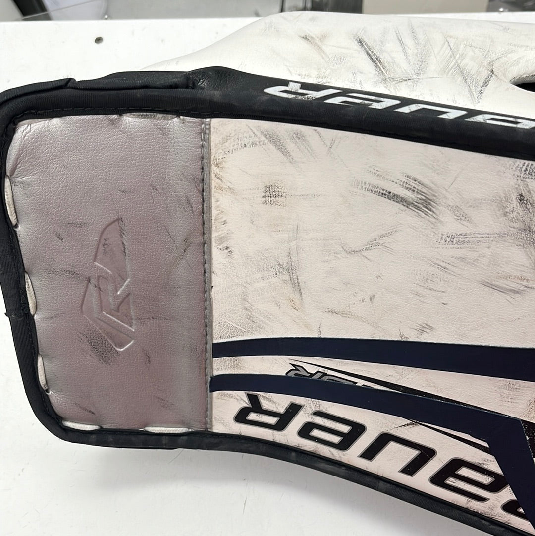 Used Bauer Reactor Senior Blocker — Crow's Sports Hockey