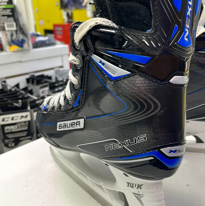 Used Bauer Nexus N2900 4.5EE Player Skates