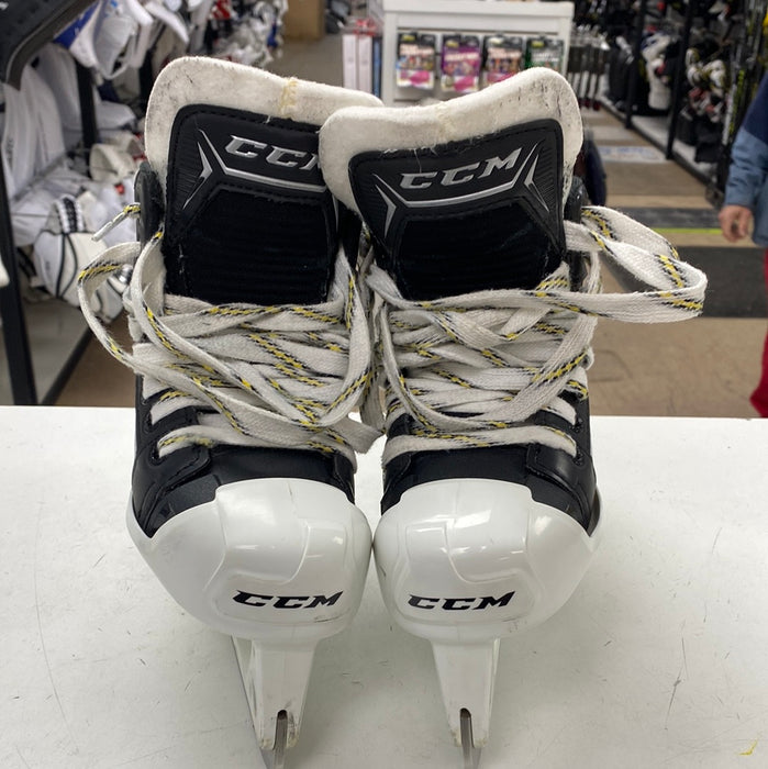 Used CCM Tacks 9060 Youth 13 Goal Skate
