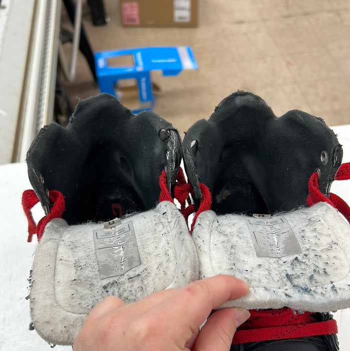 Used CCM Jetspeed Ft480 Goal Skate 4.5 D