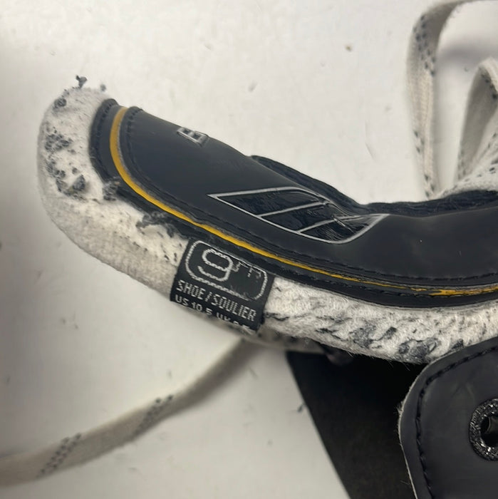 Used Bauer Supreme One.7 Size 9EE Player Skates