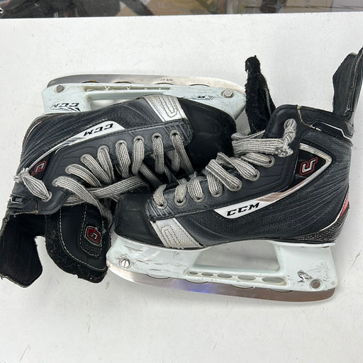 Used CCM U08 Size 2.5D Player Skates
