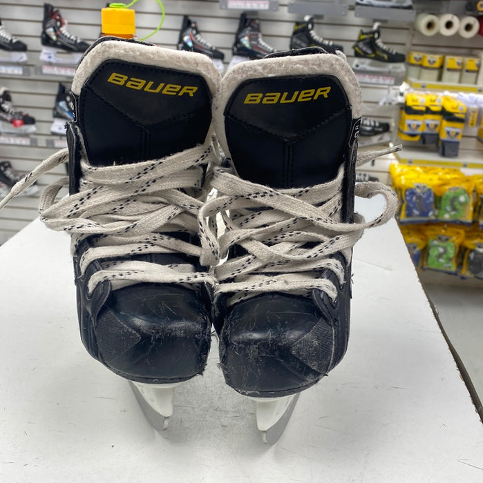Used Bauer Supreme s140 Youth Size 9 Skates