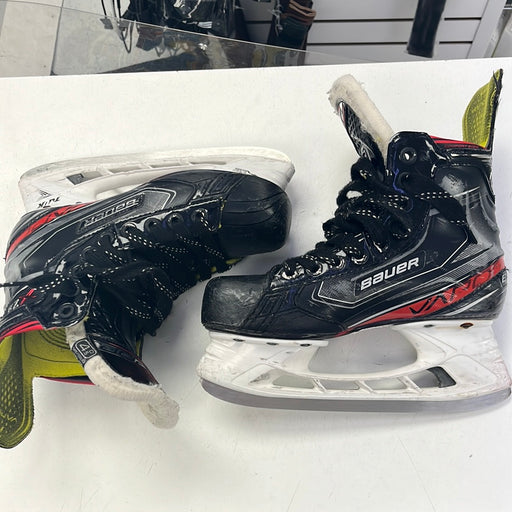 Used Bauer Vapor X2.9 Size 4.5D Player Skates