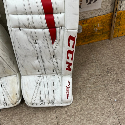 Used CCM Extreme Flex II 31+1" Goalie Pads