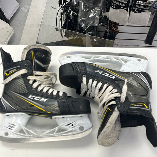 Used CCM Tacks 9060 6.5 D Player Skates