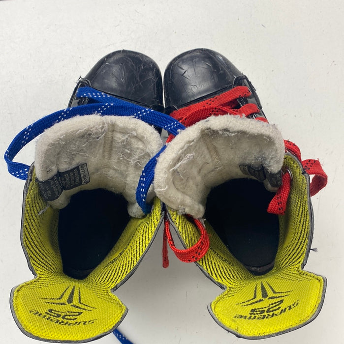 Used Bauer Supreme 2S Youth 13.5 D Skates