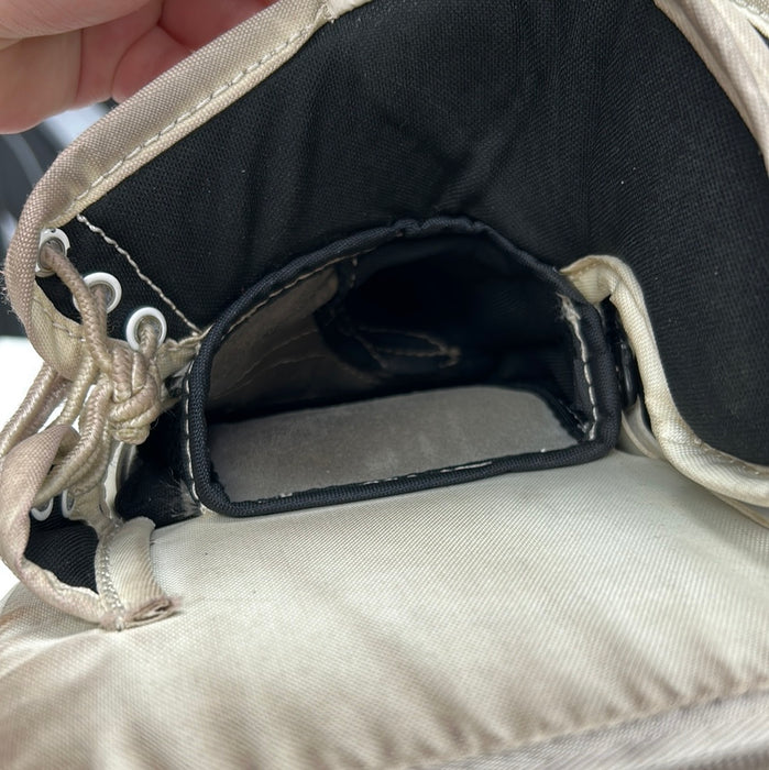 Used CCM E3.5 Junior Blocker Regular