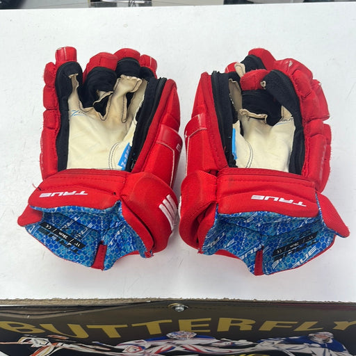 Used True XC9 11” Junior Gloves