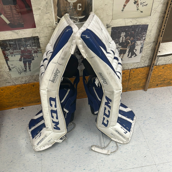 Used CCM E4.5 Junior Goal Pads 28+1