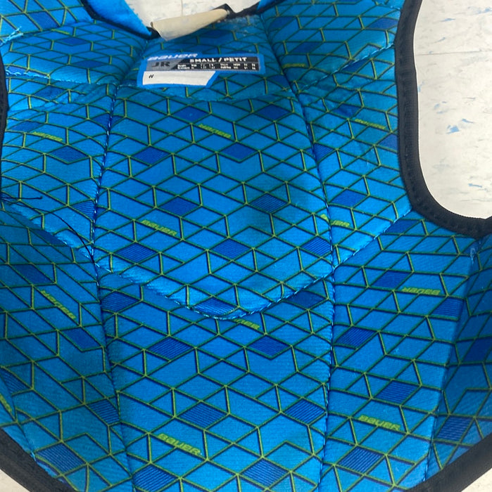 Used Bauer X Junior Small Shoulder Pads