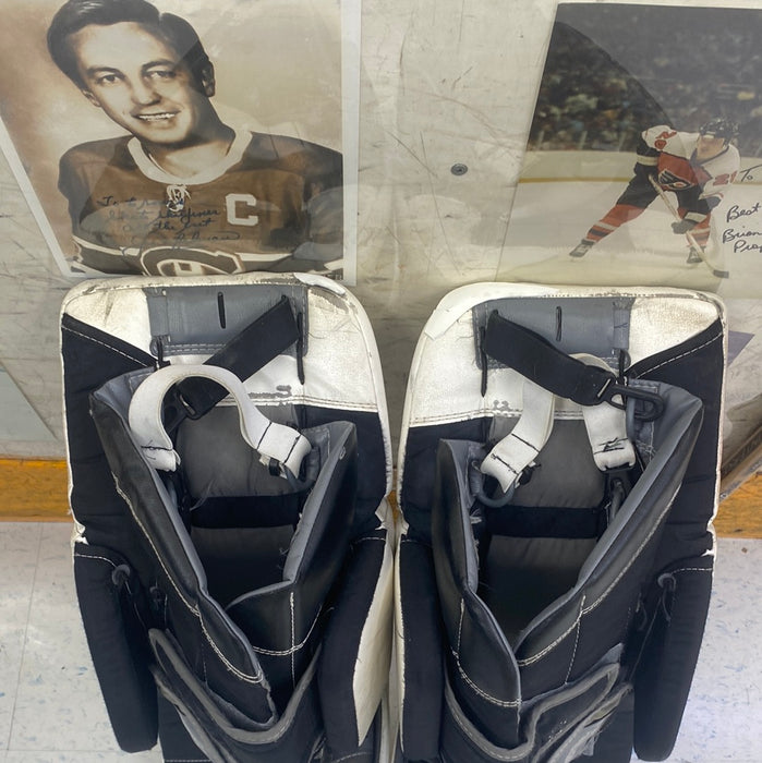 Used Warrior Ritual G3 26+1 Goal Pads