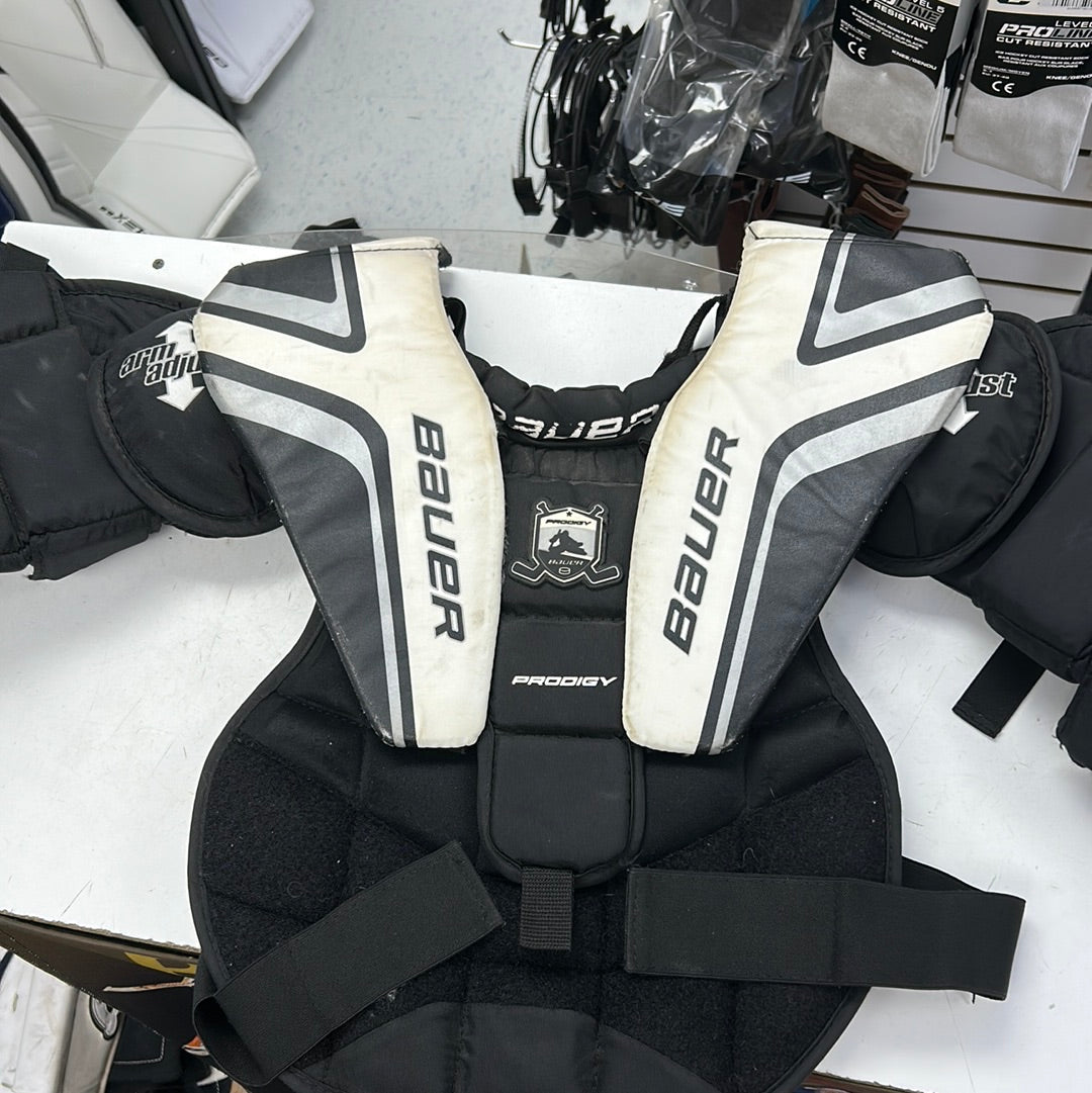 Used Bauer Prodigy Chest Protector Youth Large — Crow's Sports