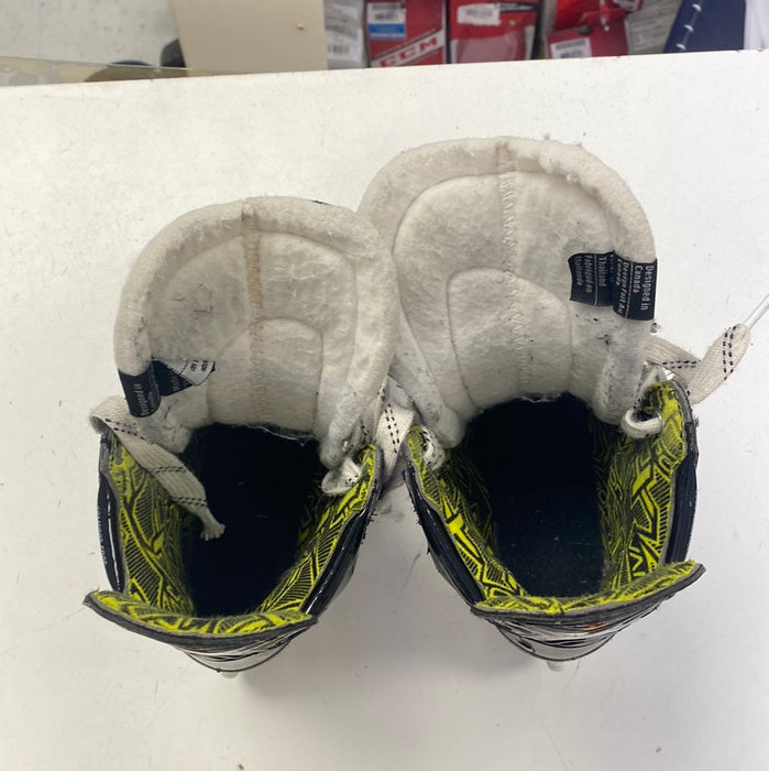 Used Bauer Vapor 3x Youth 13.5 Player Skates