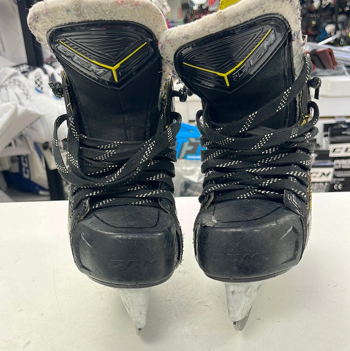 Used CCM SuperTacks AS3 Youth 13 D Player Skates