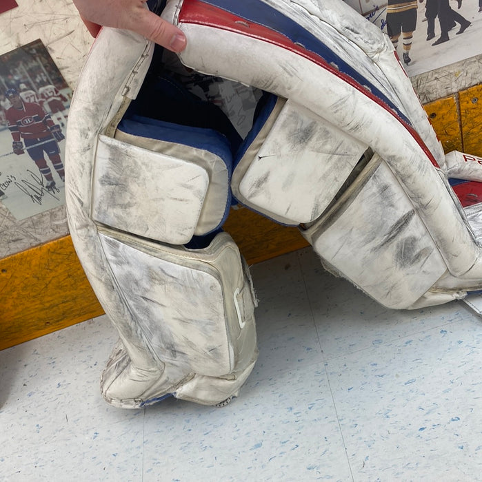 Used CCM P2.5 26+1 Junior Goal Pad