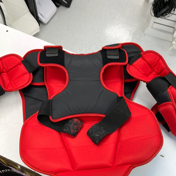Used CCM YT Flex Youth Large Chest Protector