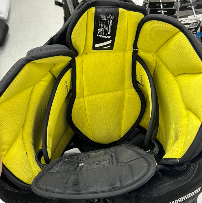 Used Warrior Ritual X Junior Large/ Extra Large