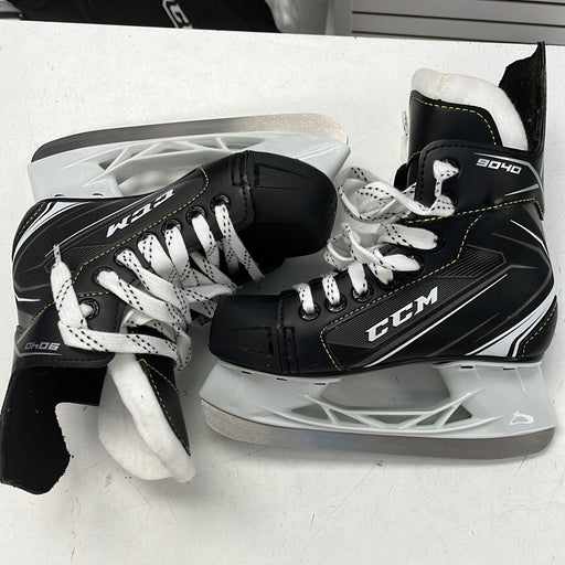 Used CCM Tacks 9040 Youth Player Skates Size 13