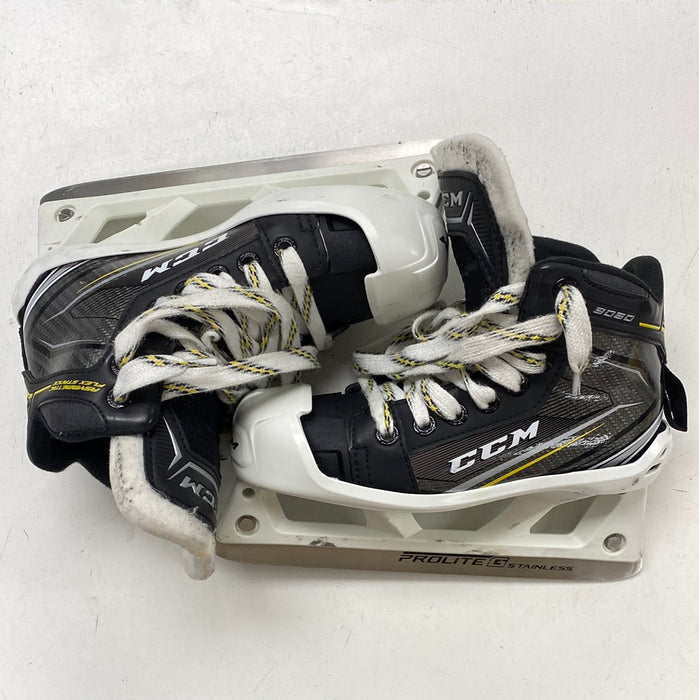 Used CCM Tacks 9060 Youth 13 Goal Skate