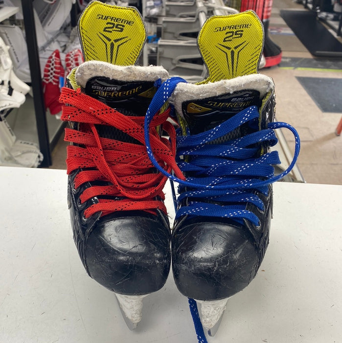 Used Bauer Supreme 2S Youth 13.5 D Skates