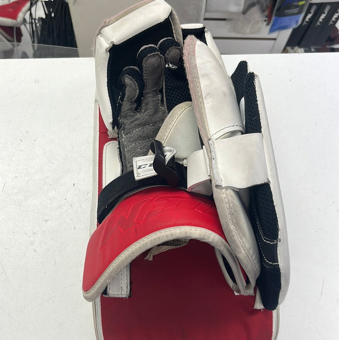 Used CCM EFlex 5.5 Junior Goal Blocker