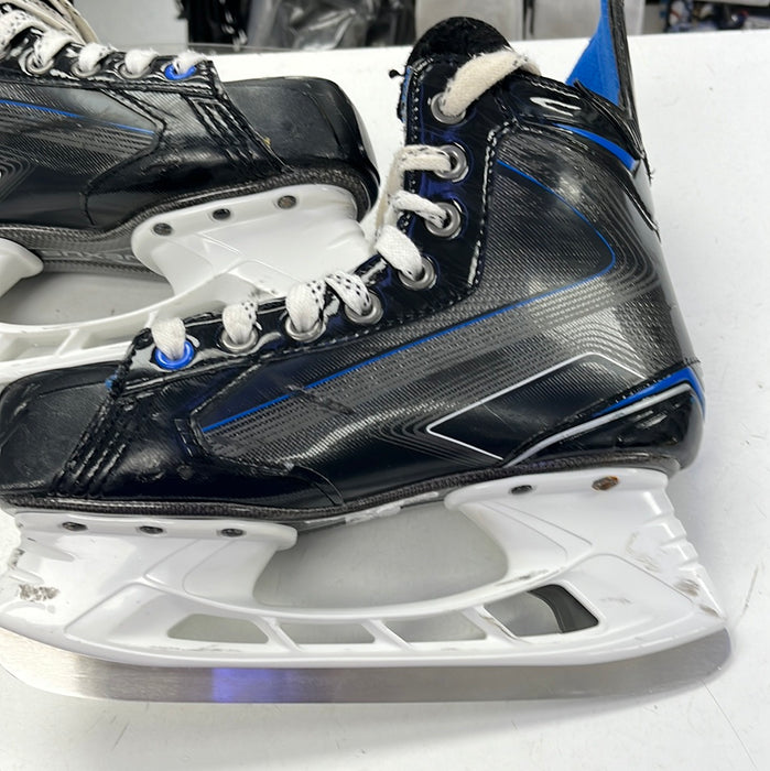 Used Bauer Nexus N2900 4.5EE Player Skates
